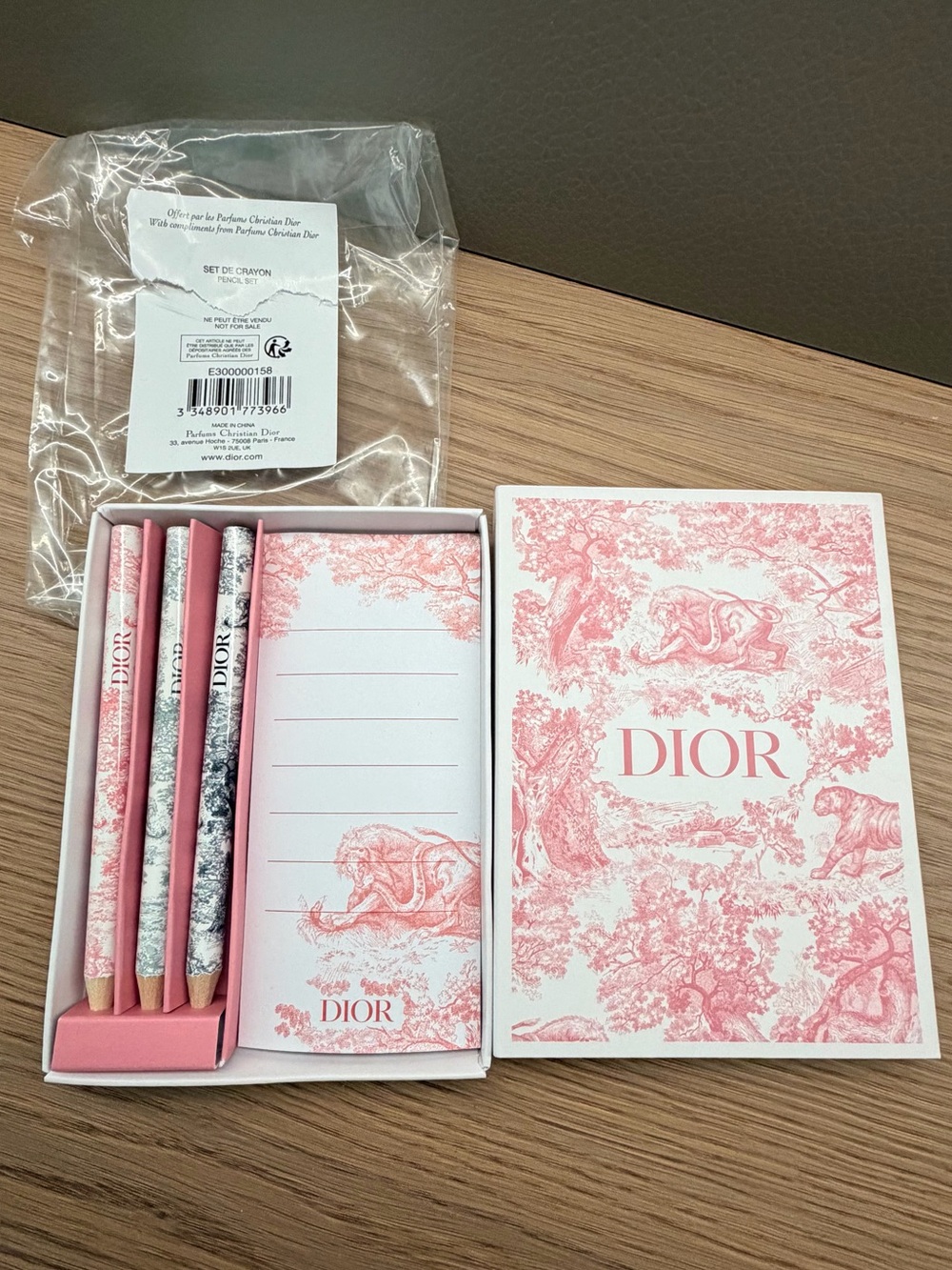 Christian Dior Beauty Gift Memo Notepad and Pencil Set